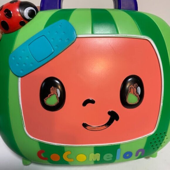 Cocomelon Musical Watermelon Doctor Kit Carry Case - Picture 8 of 9